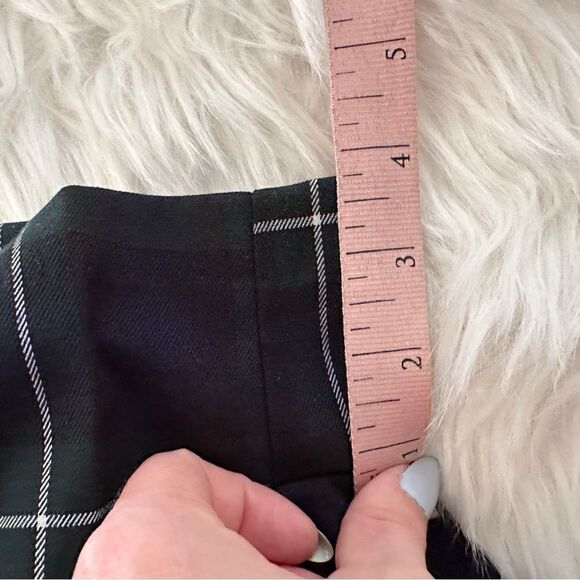 ᴇᴜᴄ ꜱᴛʀᴀᴅɪᴠᴀʀɪᴜꜱ ᴄʟᴀꜱꜱɪᴄ ᴘʟᴀɪᴅ ᴍɪɴɪ ꜱᴋᴏʀᴛ - Picture 7 of 17